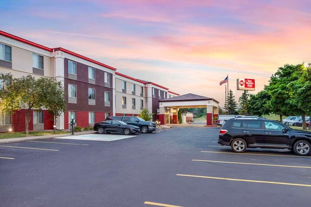 Images Best Western Plus Eau Claire Conference Center