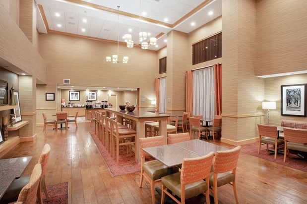 Images Hampton Inn & Suites Denver/South-RidgeGate