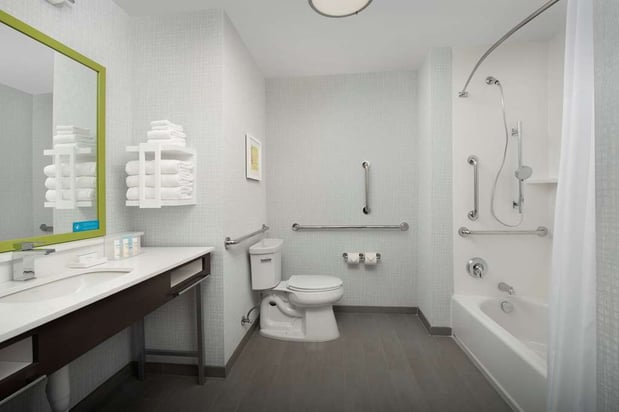 Images Hampton Inn & Suites Charlotte Airport Lake Pointe