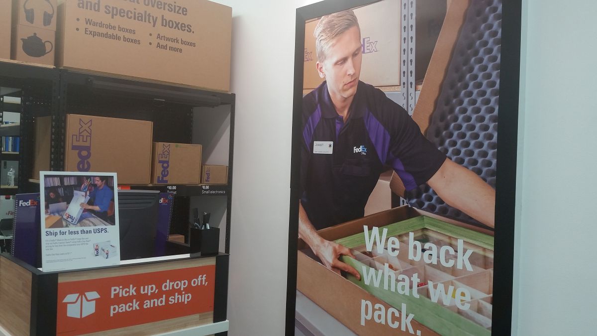 FedEx Office Print & Ship Center Image