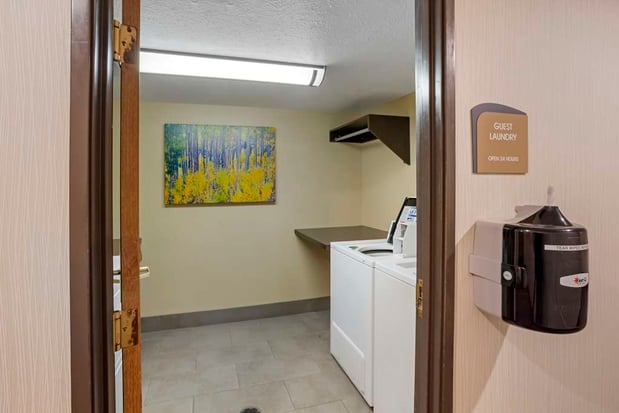 Images Best Western Plus Landmark Inn