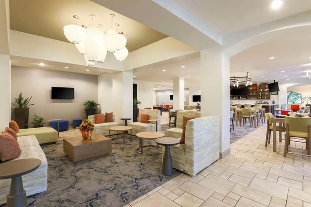Images Hilton Garden Inn Raleigh-Durham/Research Triangle Park