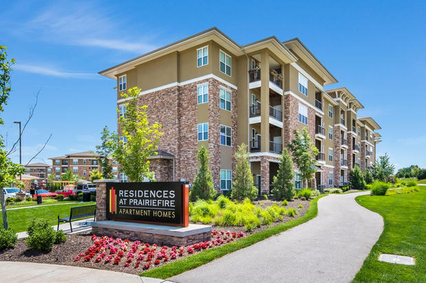 Images Residences at Prairiefire