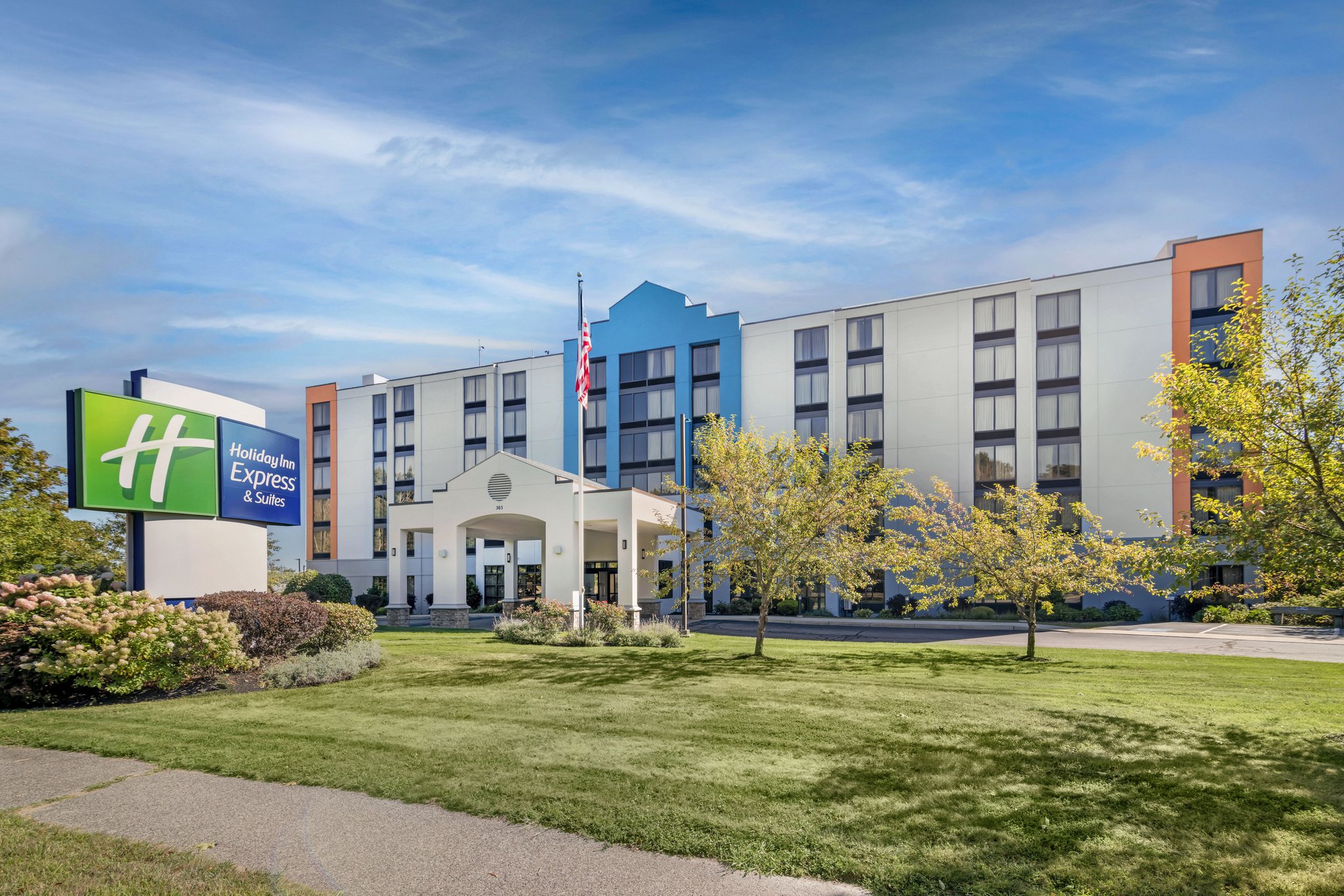 Holiday Inn Express & Suites South Portland by IHG