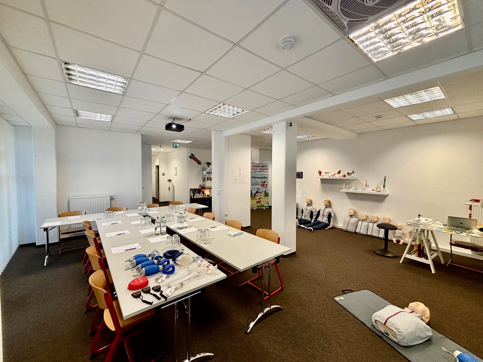 Bilder Erste Hilfe Kurs Bremerhaven, Rettungsanker Rettungsdienstschule