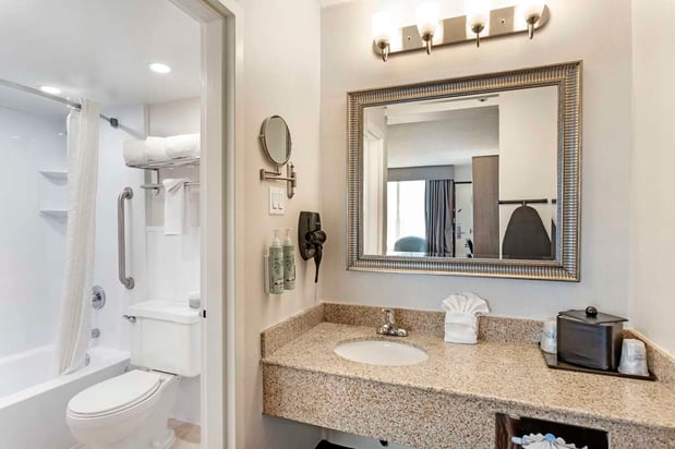Images Best Western Mill River Manor