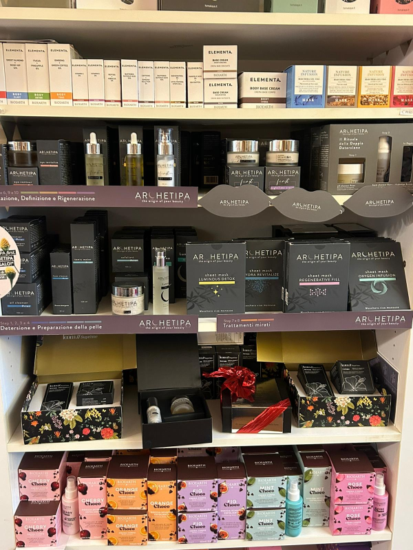 Images Erboristeria Il fiordaliso di Morena Basilico