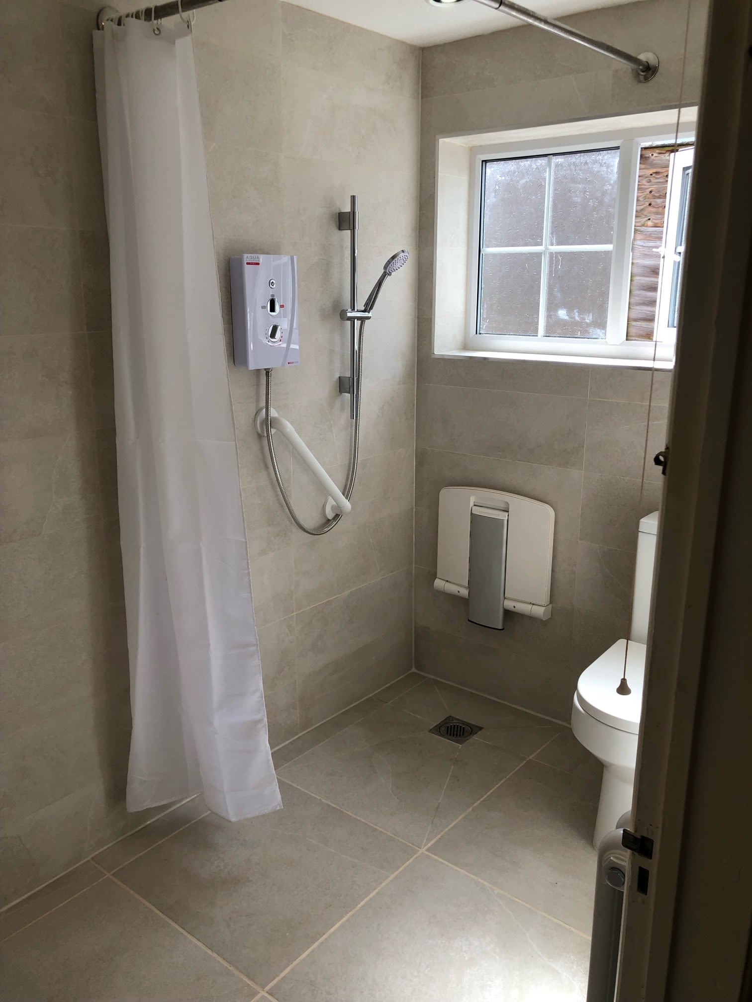 Images Bespoke Bathrooms Ltd
