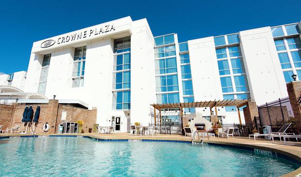 Images Crowne Plaza Charleston Airport - Conv Ctr, an IHG Hotel