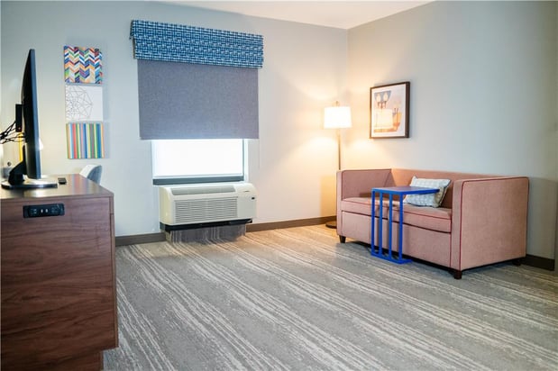 Images Hampton Inn Gonzales