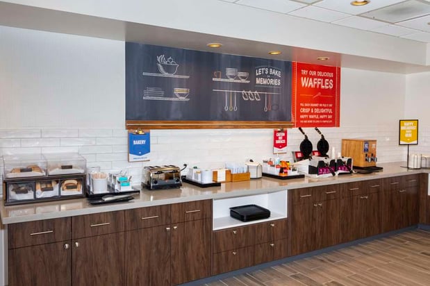 Images Hampton Inn & Suites Riverton
