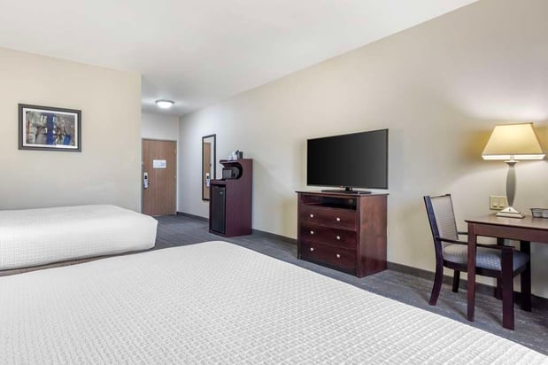 Images Best Western Plus Mansfield Inn & Suites