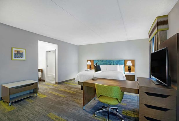 Images Hampton Inn & Suites Augusta West