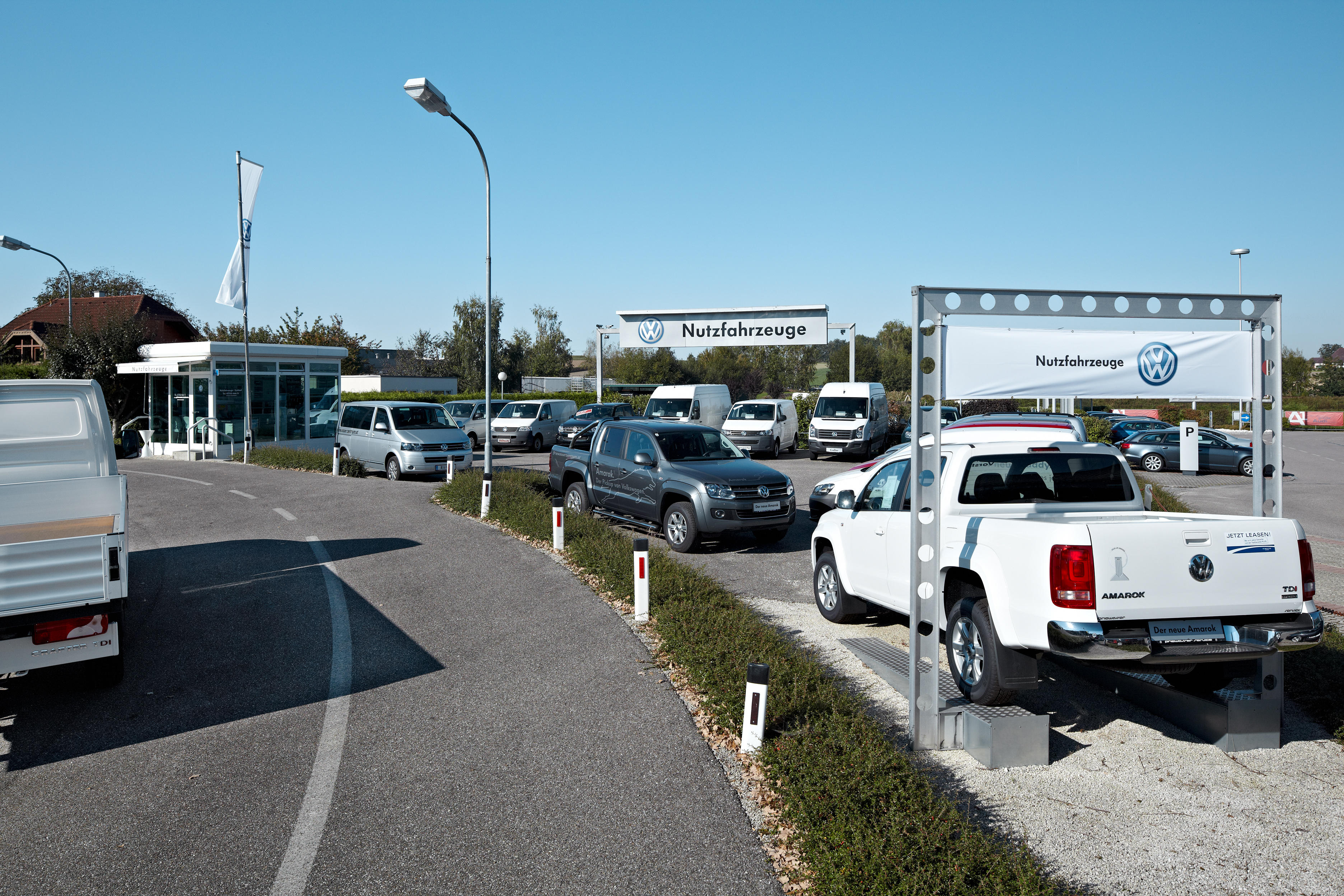 Autohaus Priewasser GmbH, Salzburger Straße 24-30 in Ried im Innkreis