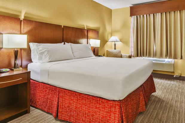 Images Holiday Inn Express & Suites Houston South - Pearland by IHG