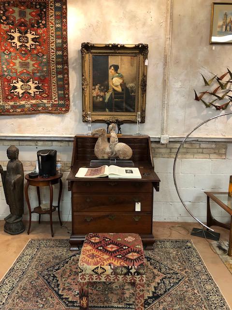DOMIMEX ANTIQUES & RUGS Photo