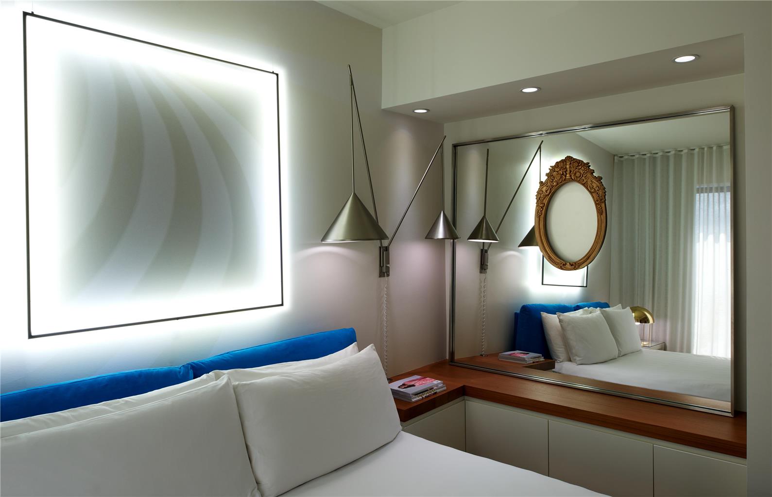 Guest room