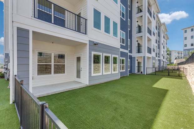 Images Ivy Heights Apartments