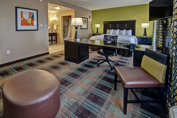 Images Hampton Inn & Suites Clarksville