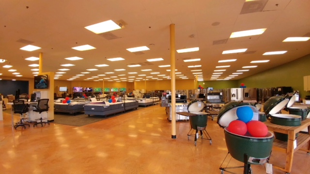 Images Howard's Appliance TV & Mattress