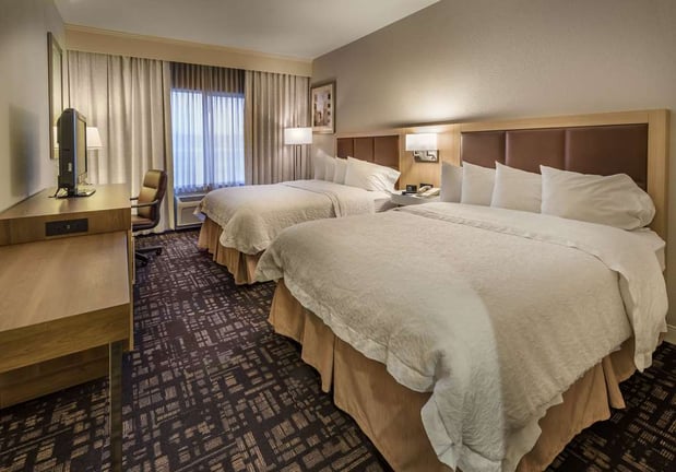 Images Hampton Inn & Suites Reno