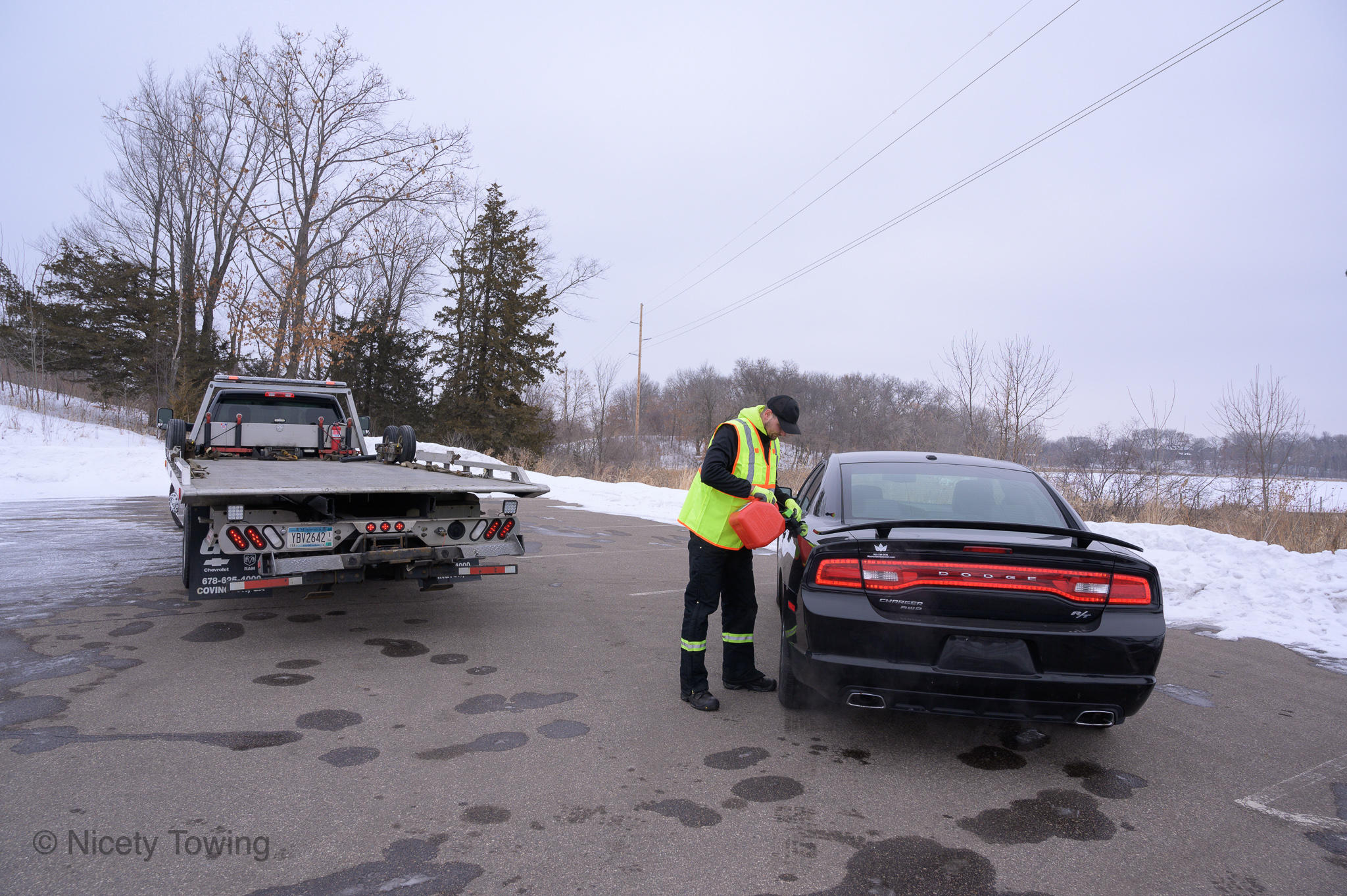 Nicety Towing Photo