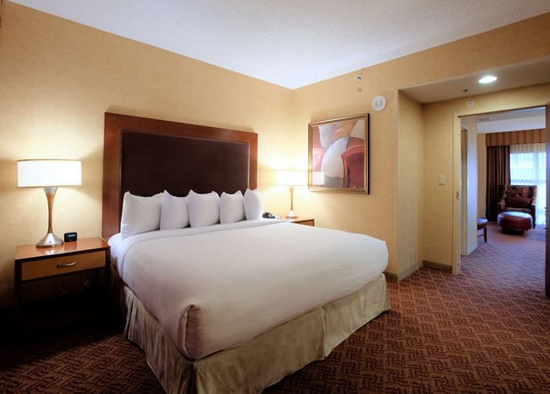 Images Embassy Suites by Hilton Charlotte Concord Golf Resort & Spa