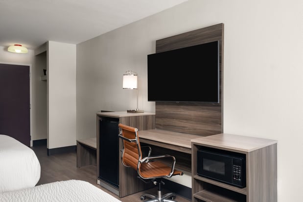 Images Garner Hotel Augusta West by IHG