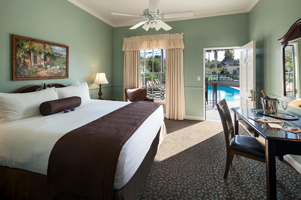 Images Lavender Inn by the Sea