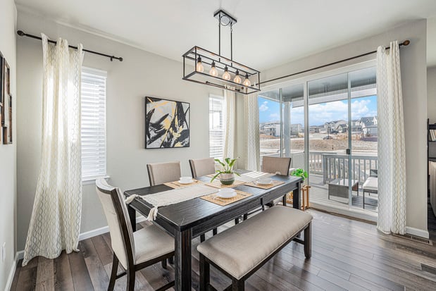 Images RE/MAX Professionals - Michael Kozlowski - Team Koz