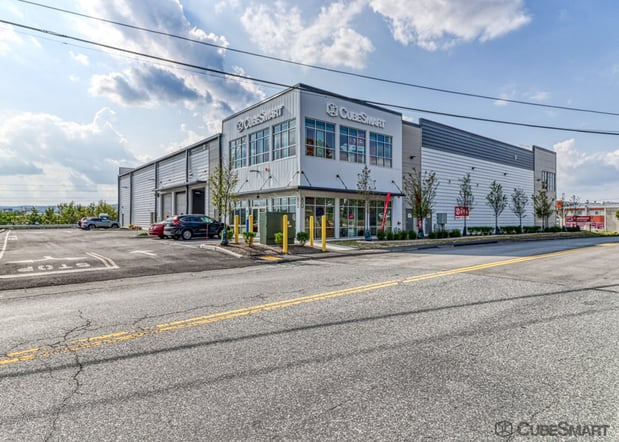 Images CubeSmart Self Storage