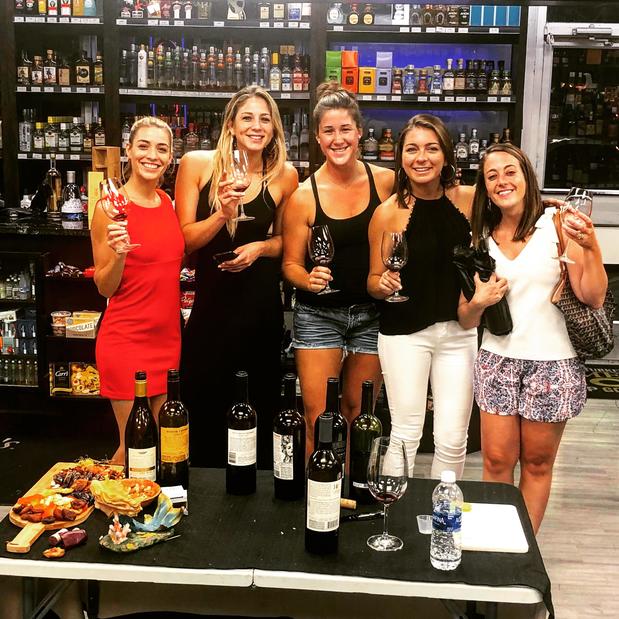 Images Primo Liquors, Fine Wine, and Cigars