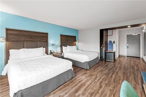 Images Tru by Hilton Kansas City Airport