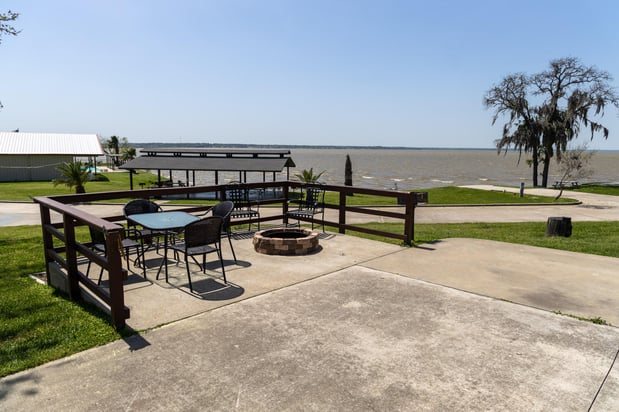 Images On The Lake RV and Cabin Resort