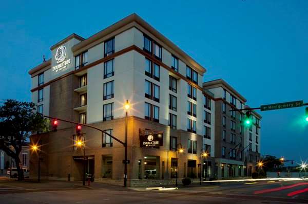 DoubleTree by Hilton Hotel Savannah Historic District - 411 West Bay ...