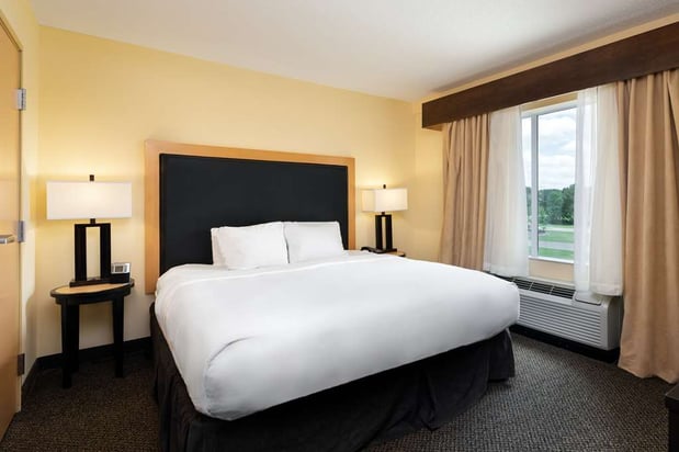 Images DoubleTree by Hilton Hotel Savannah Airport