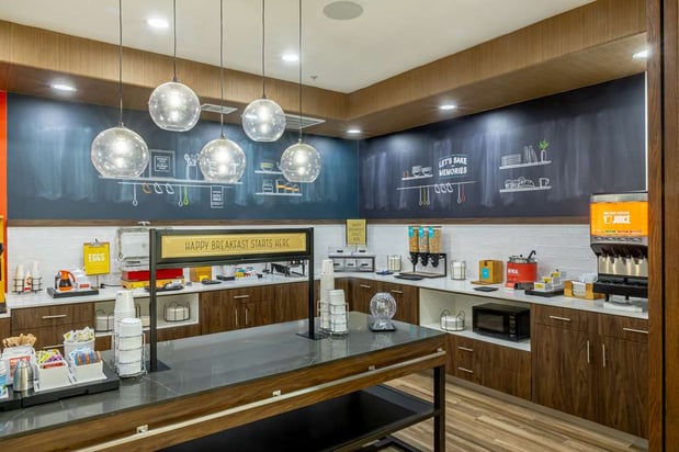 Images Hampton Inn & Suites Cleburne