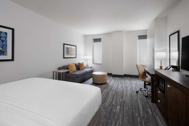 Images Hampton Inn & Suites Denver Downtown-Convention Center