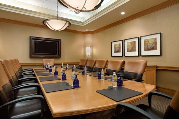 Images Hilton Chicago/Oak Brook Suites