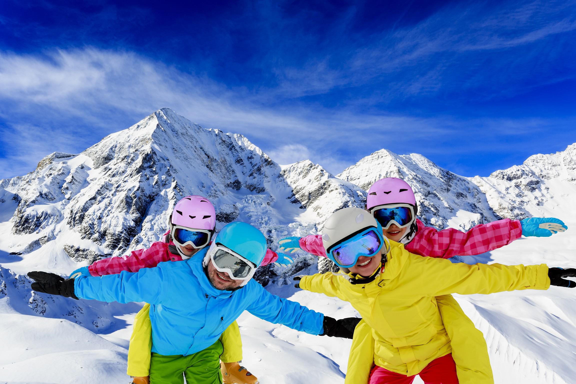 Bilder Skischule Aktiv - Skiverleih und Skikurse