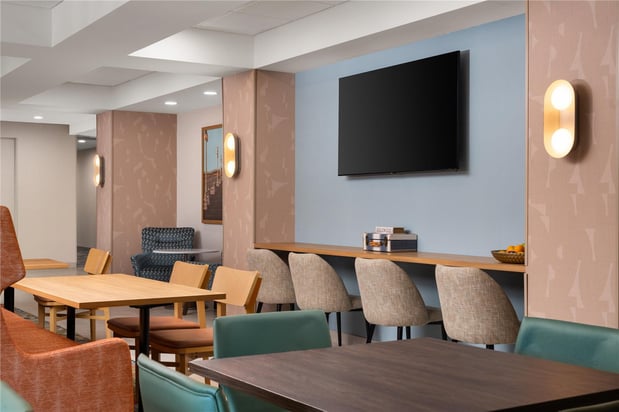 Images Hampton Inn Neptune/Wall