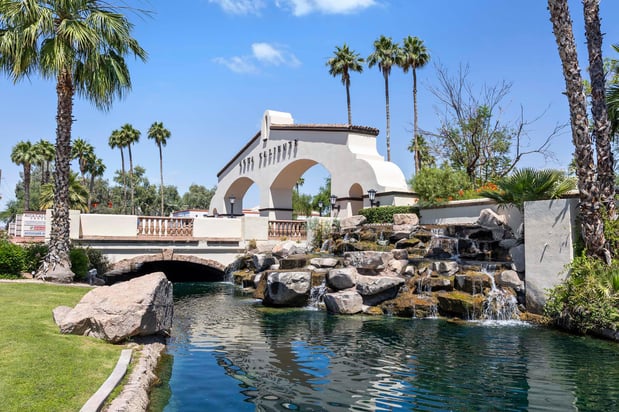 Images Camden San Paloma Apartments