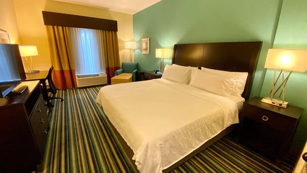 Images Holiday Inn Express & Suites Orlando East-Ucf Area by IHG