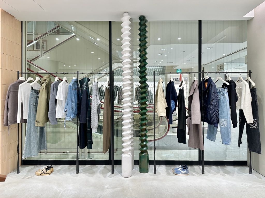 Images ロエベ 大丸神戸店