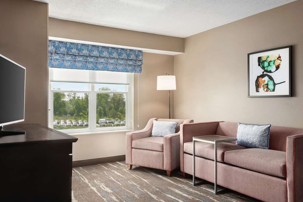Images Hampton Inn & Suites Ft. Wayne-North