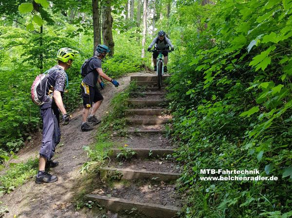 Bilder Belchenradler MTB Touren Radreisen Fahrtechnik