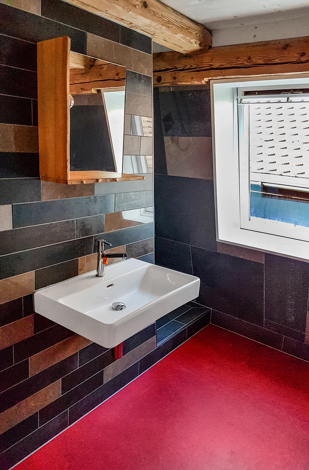 Länzlinger Boden und Wand AG, Tellstrasse 6A in Kirchberg SG