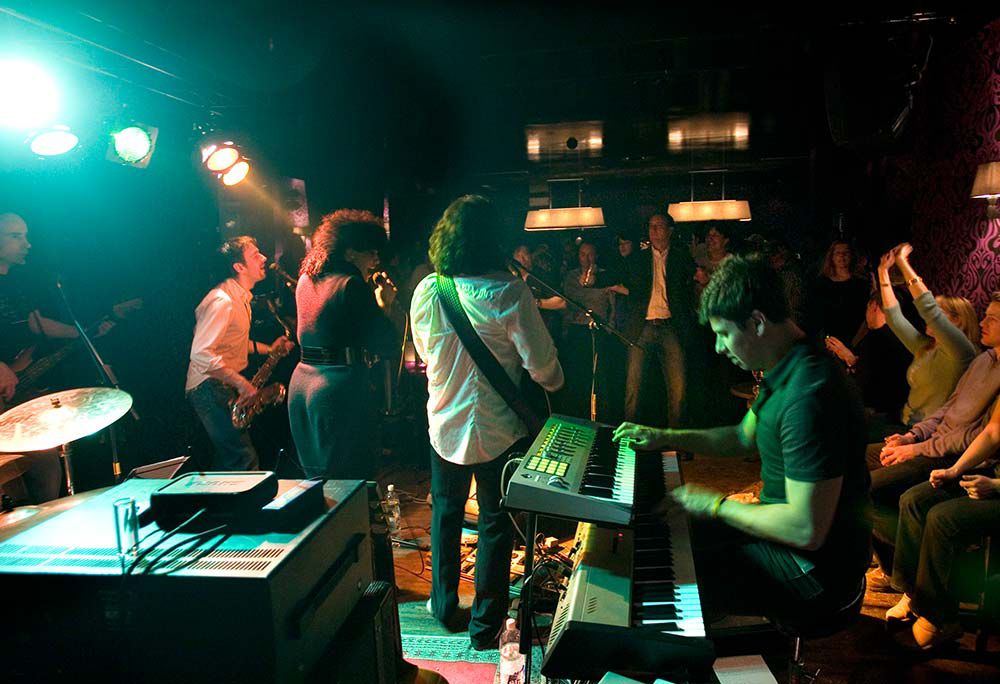 Pink - live music bar, Bahnhofstrasse 41 in Zermatt