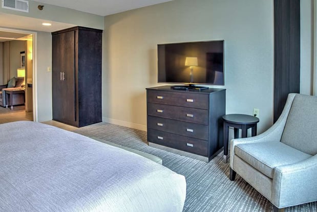 Images Embassy Suites by Hilton Indianapolis North