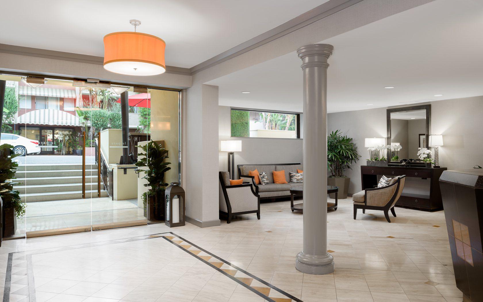 Le Parc Suite Hotel